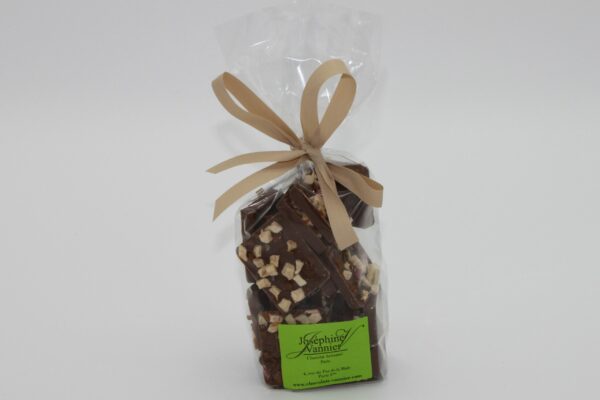 Chocolat au lait aux pommes et éclats de caramel