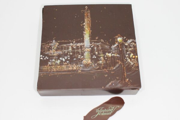 Boite "Paris by night" en chocolat noir garnie – Image 3