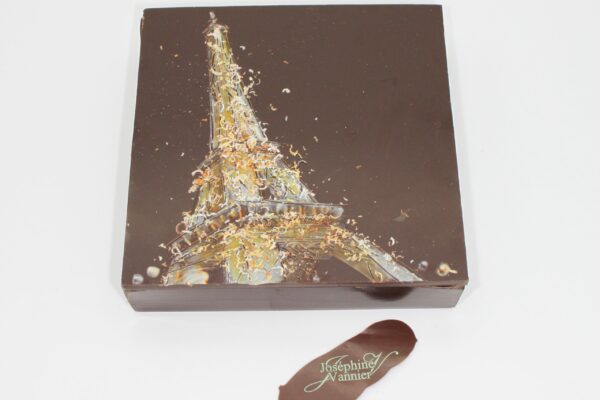Boite "Paris by night" en chocolat noir garnie – Image 2