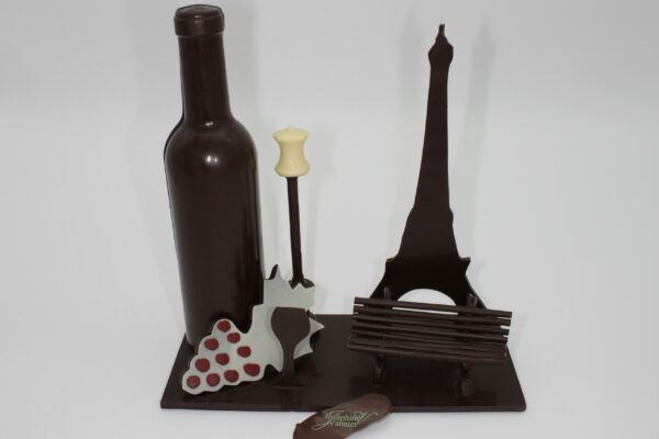 Bouteille et banc en chocolat