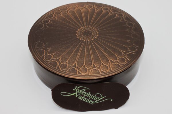 Boite Rosace T1 en chocolat garnie