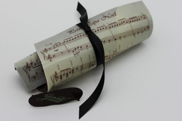 Partition de musique en Chocolat Petit Papa Noel