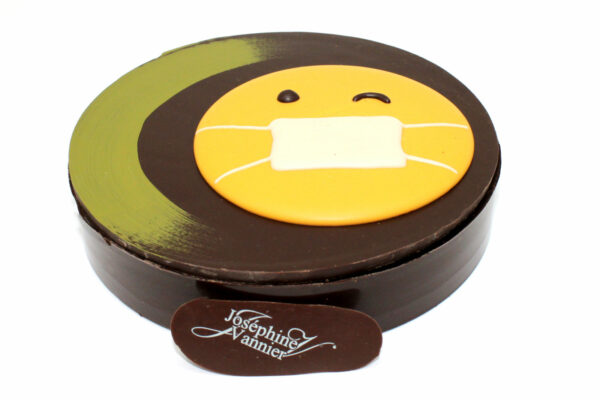 Boite Smiley vert personnalisable T2 en chocolat noir garni