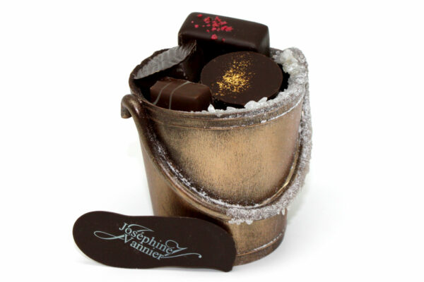Seau garnie en chocolat T1