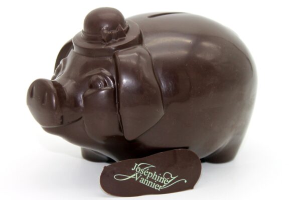 Cochon tirelire en chocolat noir