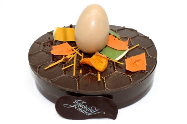 Boite Poulailler en chocolat noir garni T2