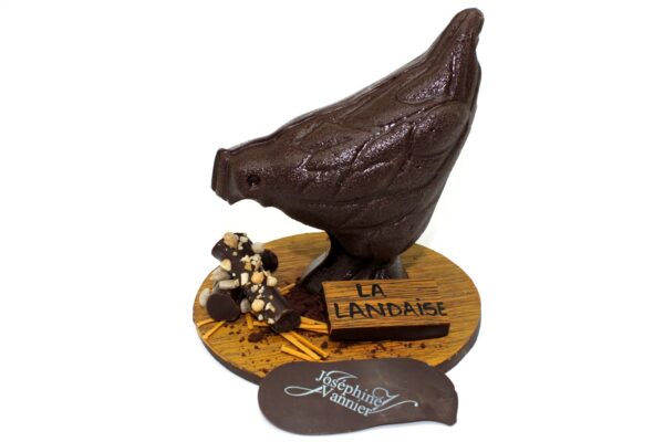Poule landaise Plancher en chocolat noir garnie T1
