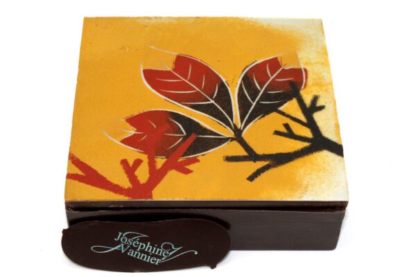 Boite Tapisserie T2 Garnie en Chocolat