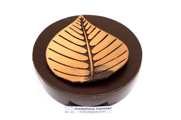 Boite Feuille 12cm Garnie en Chocolat
