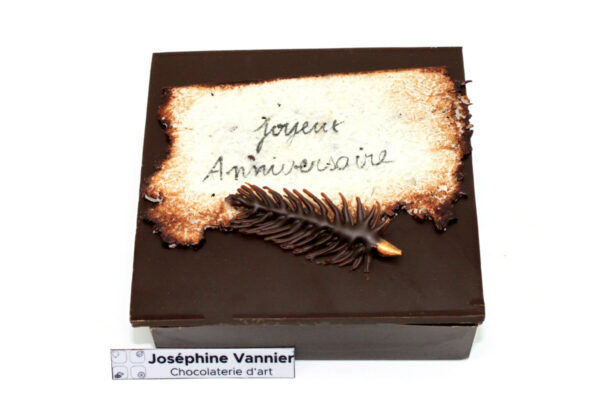 Boite Joyeux Anniversaire T1 Garnie en Chocolat
