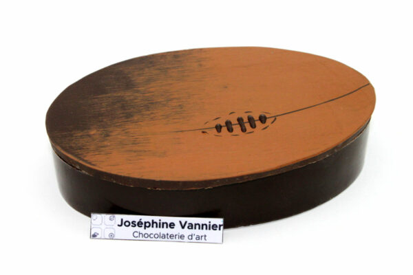 Boite Ovalie cuire T1 garnie en Chocolat