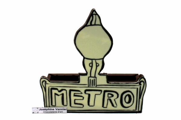Enseigne de métro en Chocolat noir Garnie