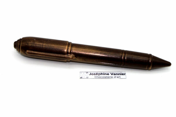 Stylo plume praliné en chocolat noir