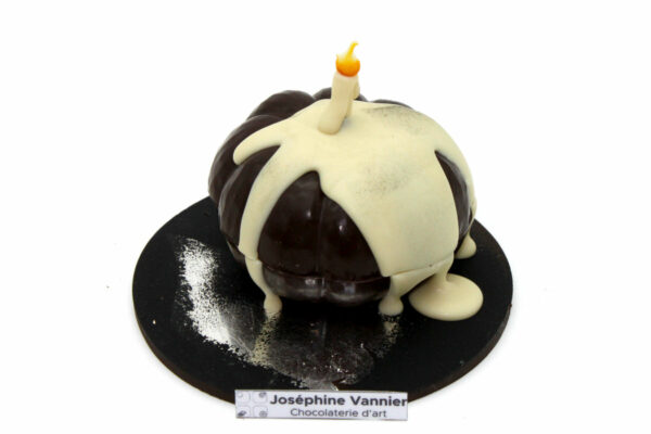 Citrouille Goth T1 Garnie en chocolat noir