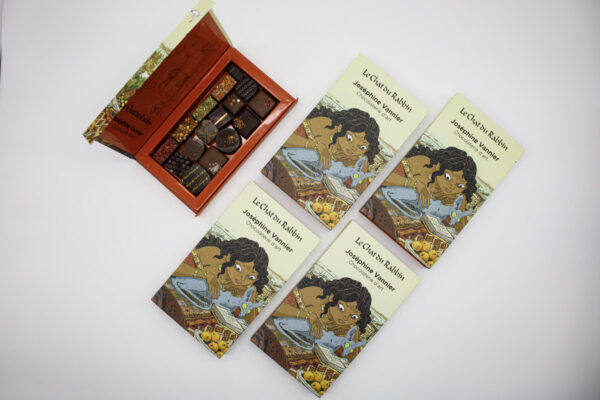 Ecrin Le Chat du Rabbin par Joann Sfar garni d'un assortiment de chocolats – Image 7