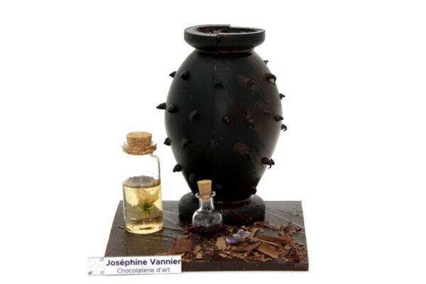 Le Spiky Vase - Sculpture en Chocolat