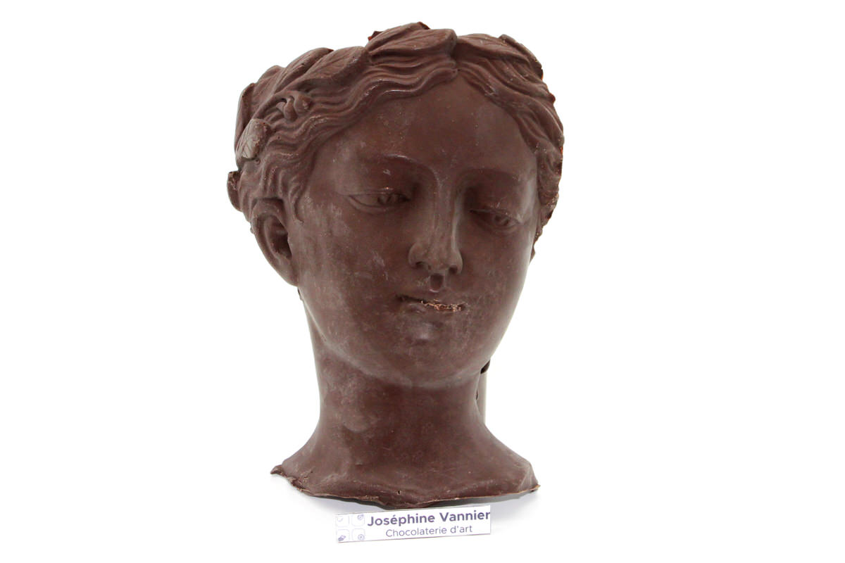 Statue Grecque - Visage de Femme en Chocolat