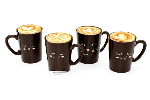Mug Capuccino en chocolat noir garni