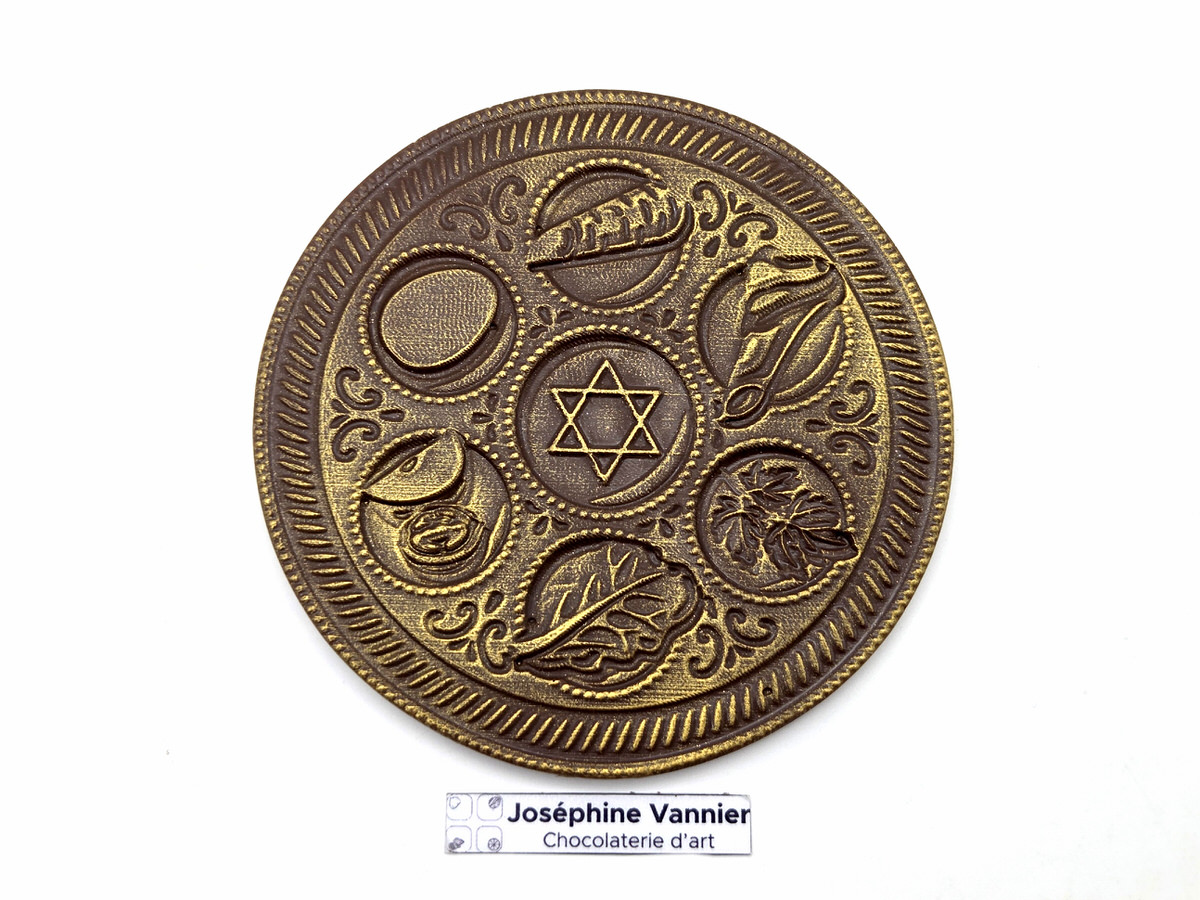 Plaque Plateau de Pessah en chocolat au lait 42%