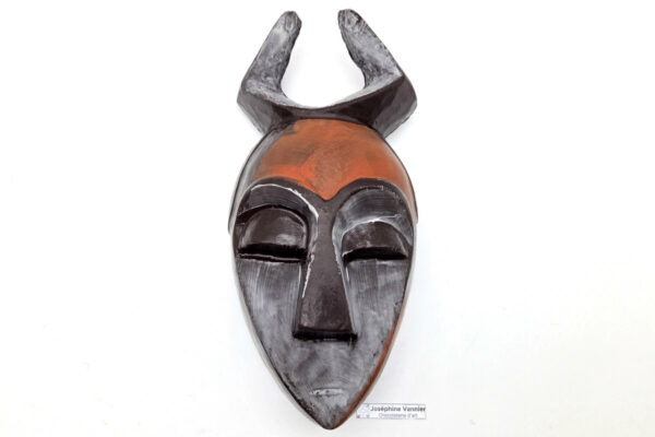 Masque Africain à cornes en Chocolat Noir