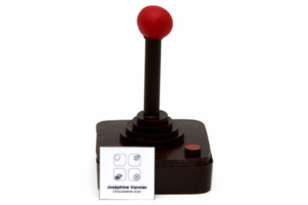 Boite Joystick Garnie en Chocolat